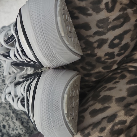 Converse Platforms - Picture 8 of 8